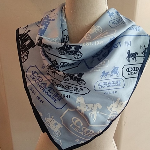 Coach Scarf - Picture 1 of 8